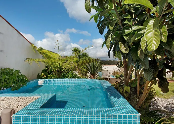 Pool Front * Caniço